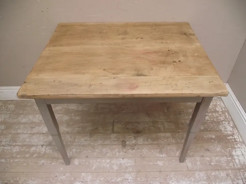 Flat-pack knockdown furniture ready for export