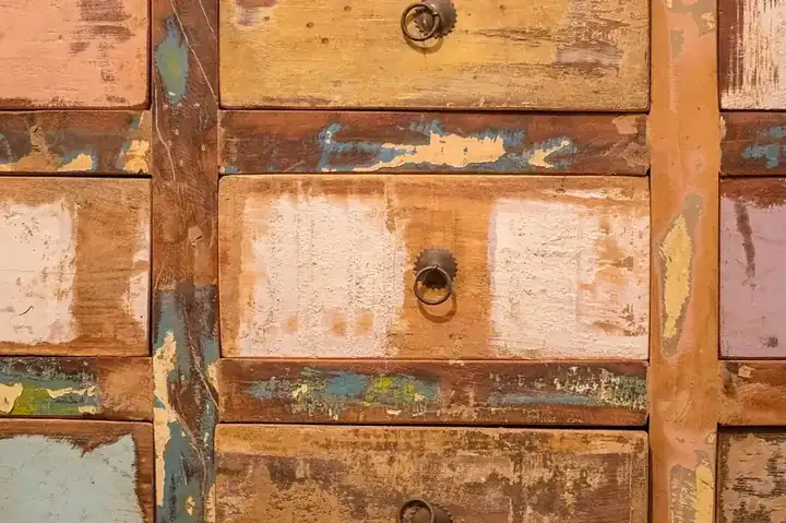 Brass chest of drawers
