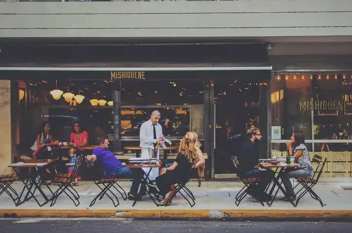 Acacia wood dining chair