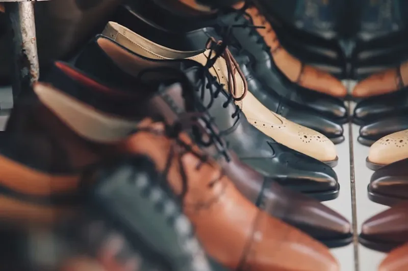 Schuhregal Mangoholz — Hersteller & Exporteur