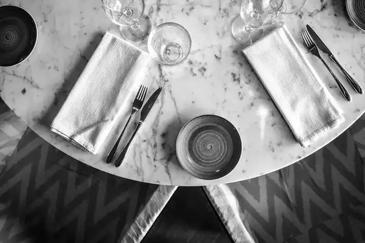 Beistelltisch Marmor — Hersteller & Exporteur