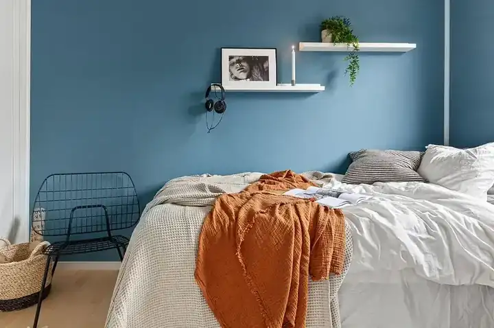 Wall shelf